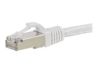 C2G Cat6a Booted Shielded (STP) Network Patch Cable - Kytkentäkaapeli - RJ-45 (uros) to RJ-45 (uros) - 1 m - STP - CAT 6a - valettu, piikitön, säikeinen - valkoinen 89935