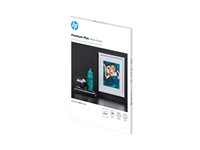 HP Premium Plus Photo Paper - Blank - A4 (210 x 297 mm) - 300 g/m² - 20 ark fotopapper - för OfficeJet 20X, 52XX, 6000, 6000 E609, 68XX, 80XX; Photosmart B110, Wireless B110 CR672A